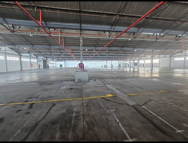 5,751M² WAREHOUSE TO LET IN BOKSBURG EAST